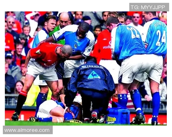 与113相关的足球明星背后的故事与成就探秘